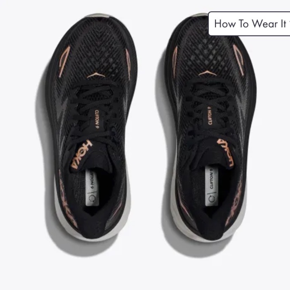 Hoka Clifton 9 Sneakers..
